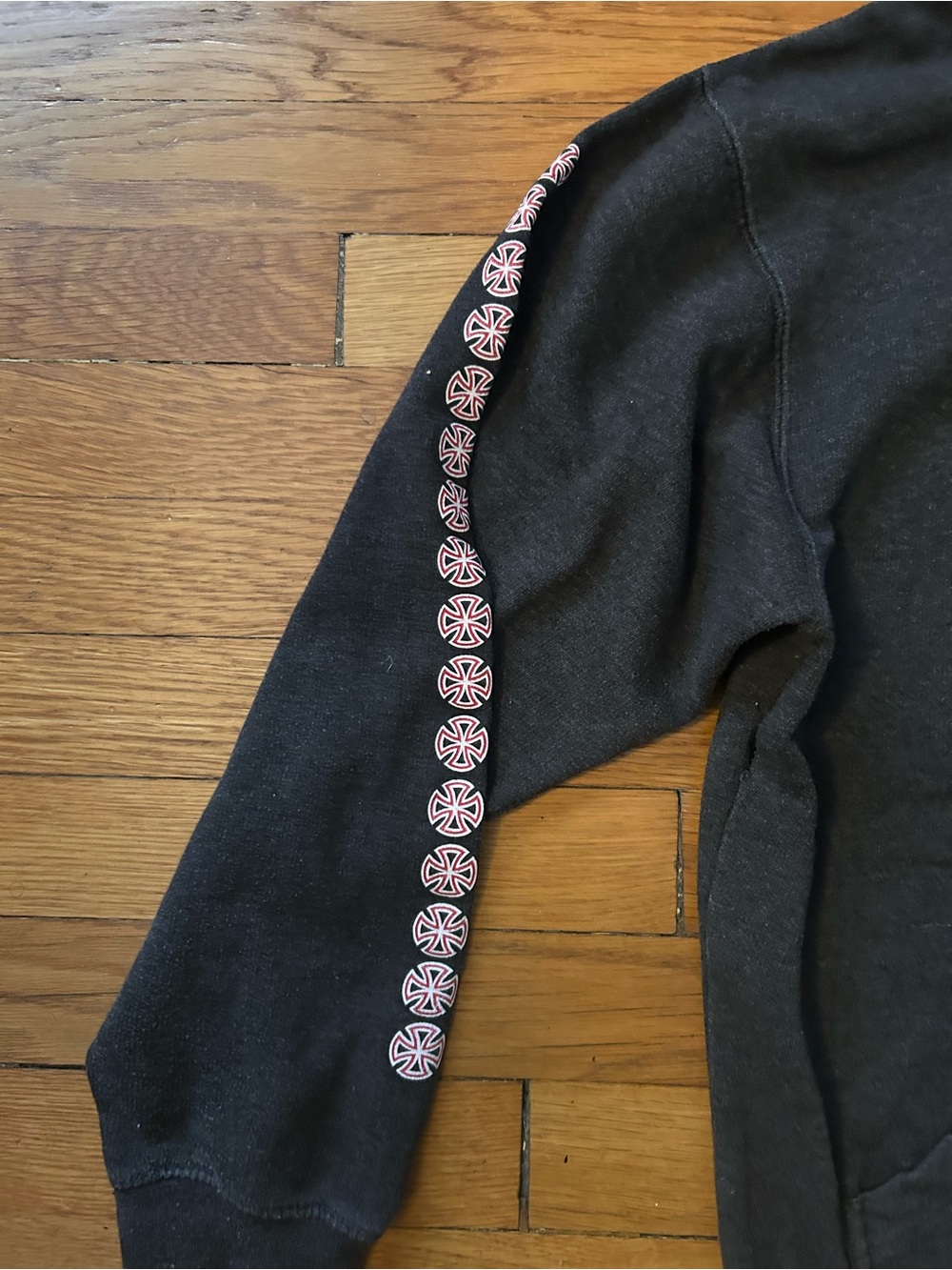 Independent Truck Company Hoodie - Picture 5 of 6
